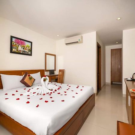 Twilight Beach Hotel Da Nang Exterior foto