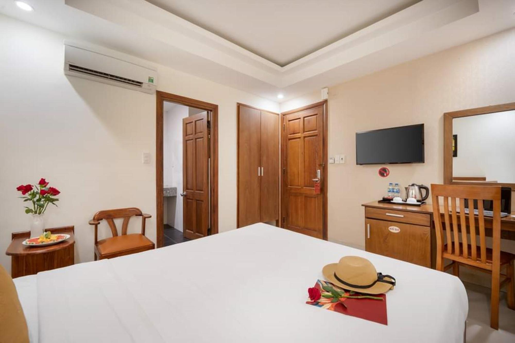 Twilight Beach Hotel Da Nang Exterior foto