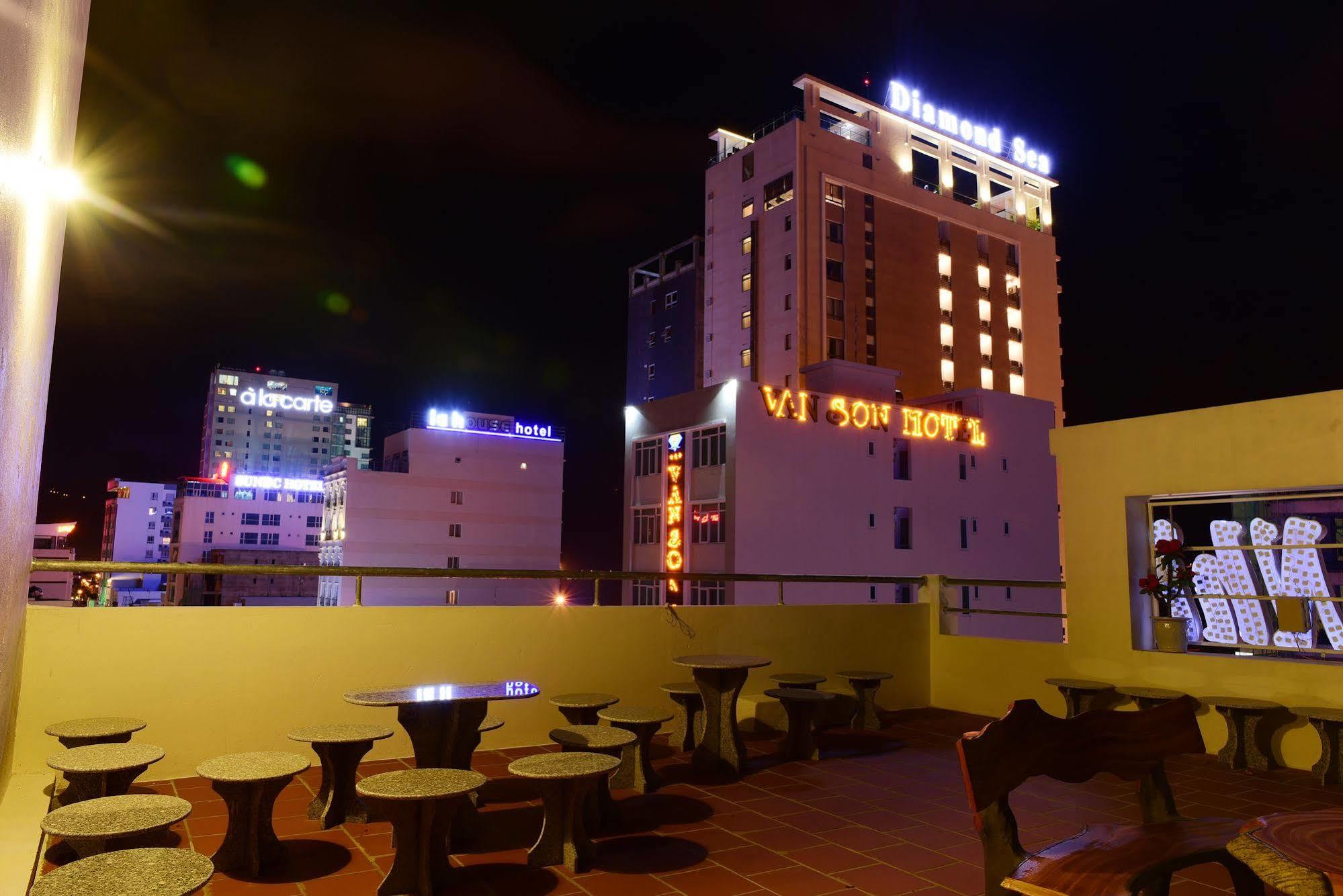 Twilight Beach Hotel Da Nang Exterior foto